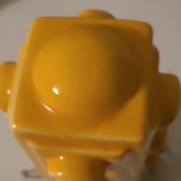 Contained Art Traffic Light Storage Container - Picture 5 of 8